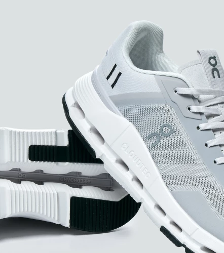 Tenis On Running Cloudnova Form 2 TtBL