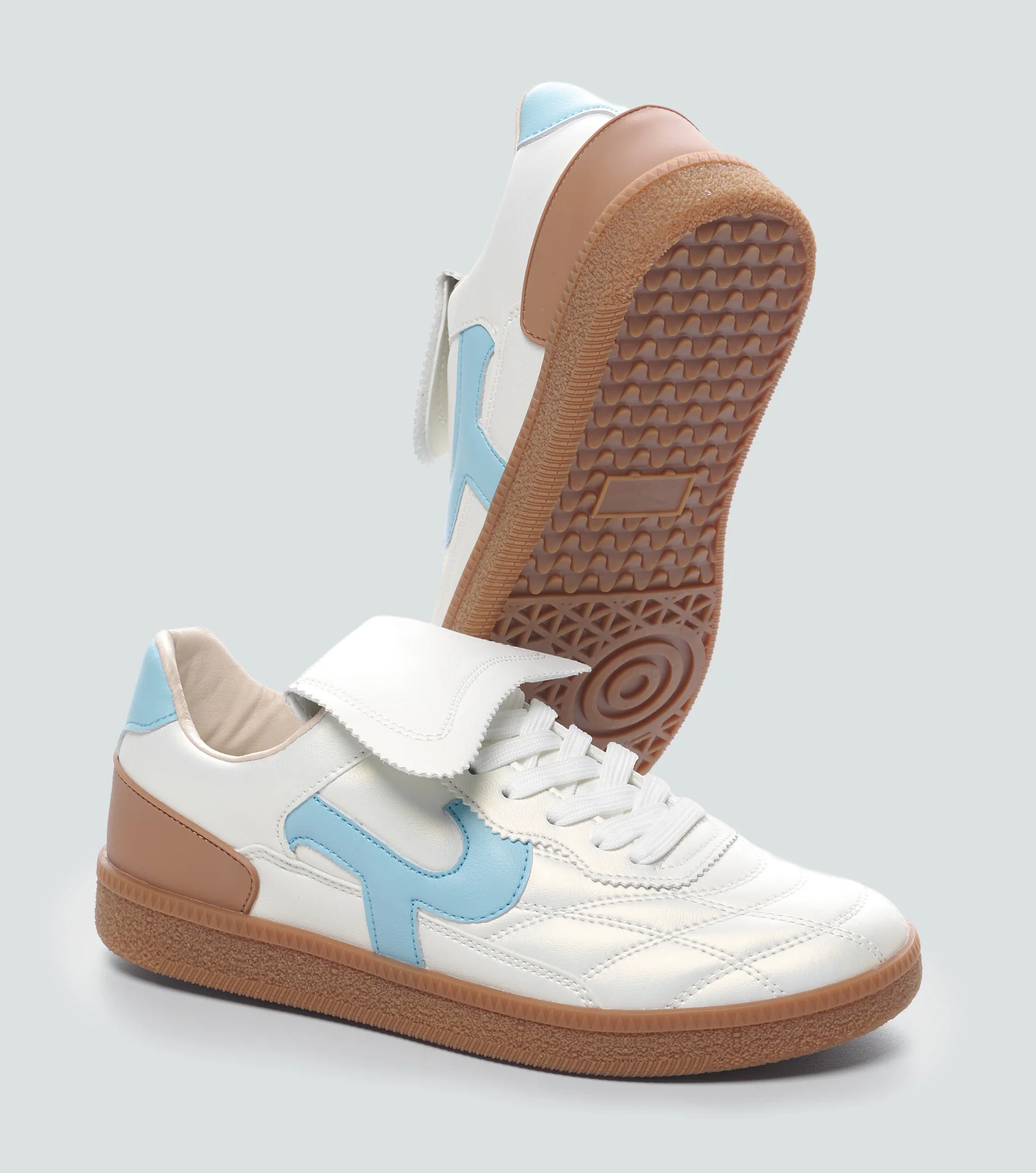 Tenis Unicolor Para Mujer Typer 836710 BL