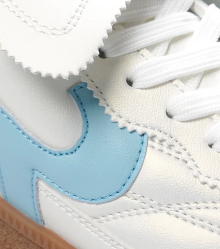 Tenis Unicolor Para Mujer TyperBL