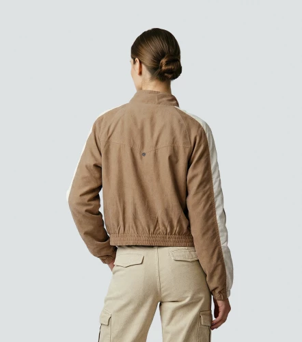 Yuli Chaqueta Combinada Con Cortes En Delantero Y Posterior UnserrCM