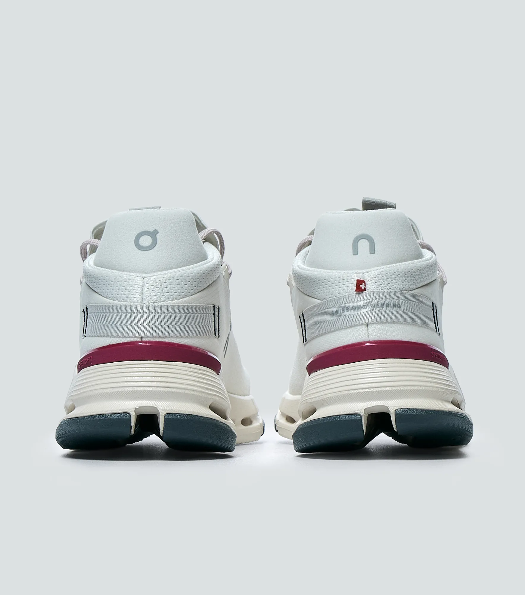 Tenis On Running Cloudnova 2 131675 CR