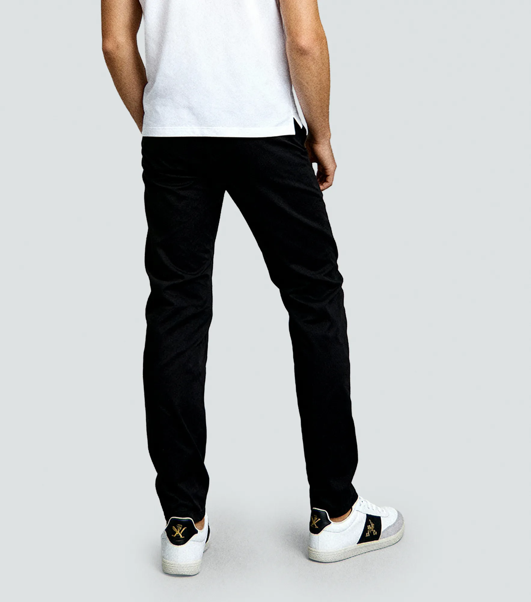 Pantalon Chevignon Smart Pocket 132652 NG