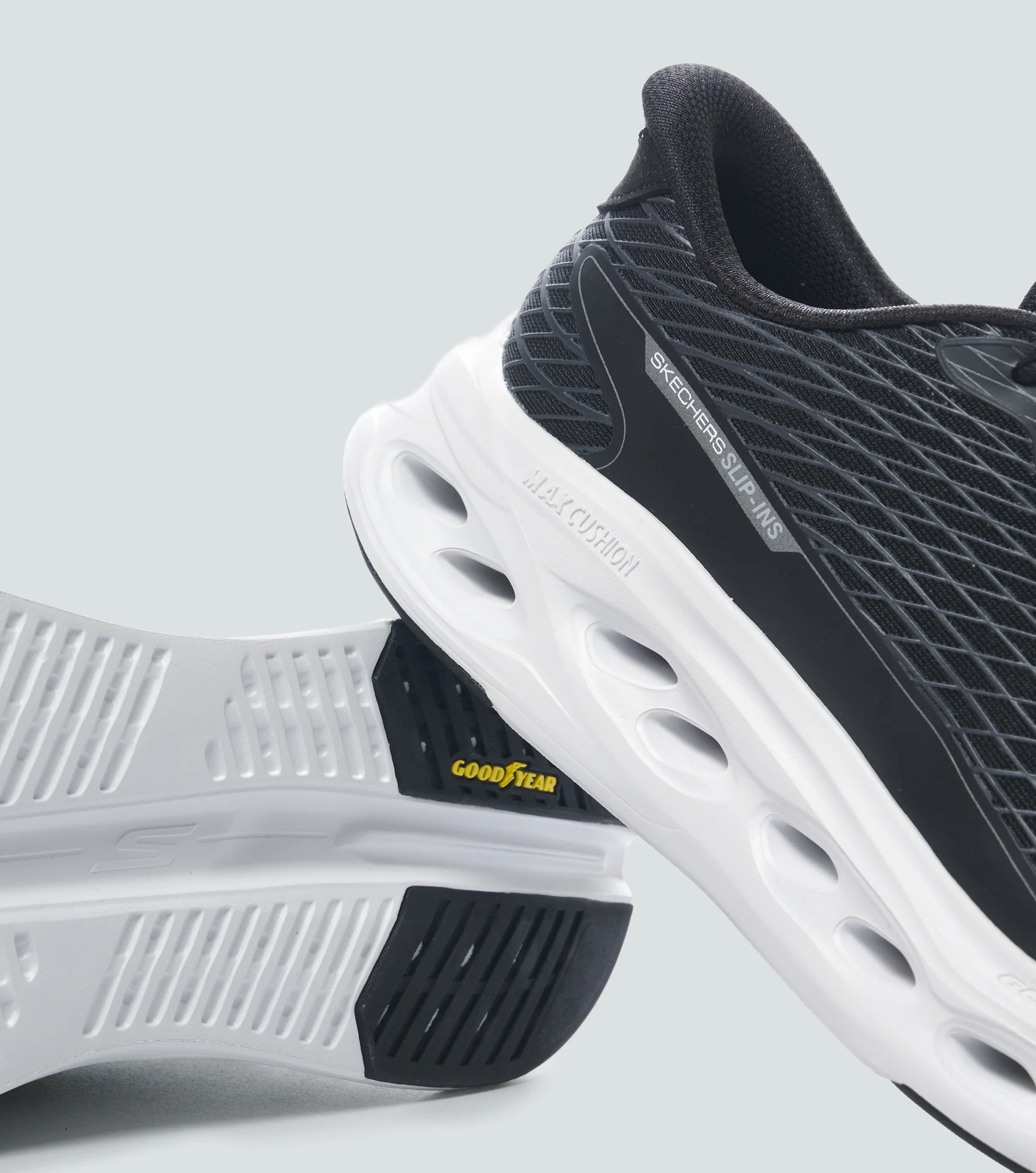 Tenis Skechers Max Cushioning Glide Step 132940 NG