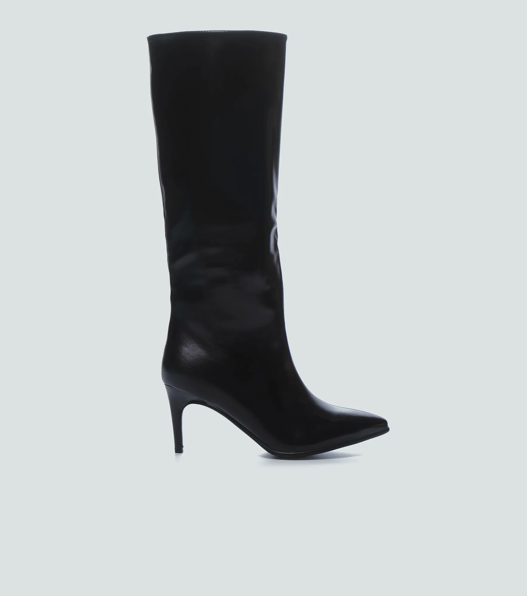 Bota Cana Alta Unicolor Con Tacon DerekNG