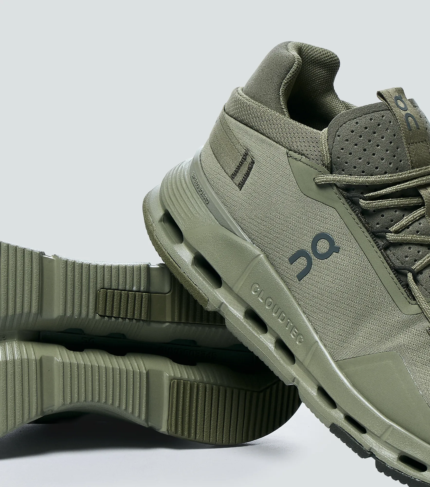 Tenis On Running Cloudnova 2 131661 VD