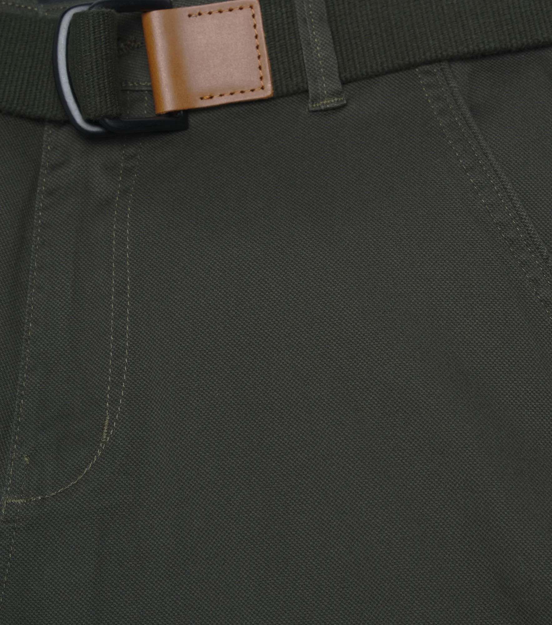 Alejo Bermuda En Dril Con Textura Unicolor Unser 836133 VD