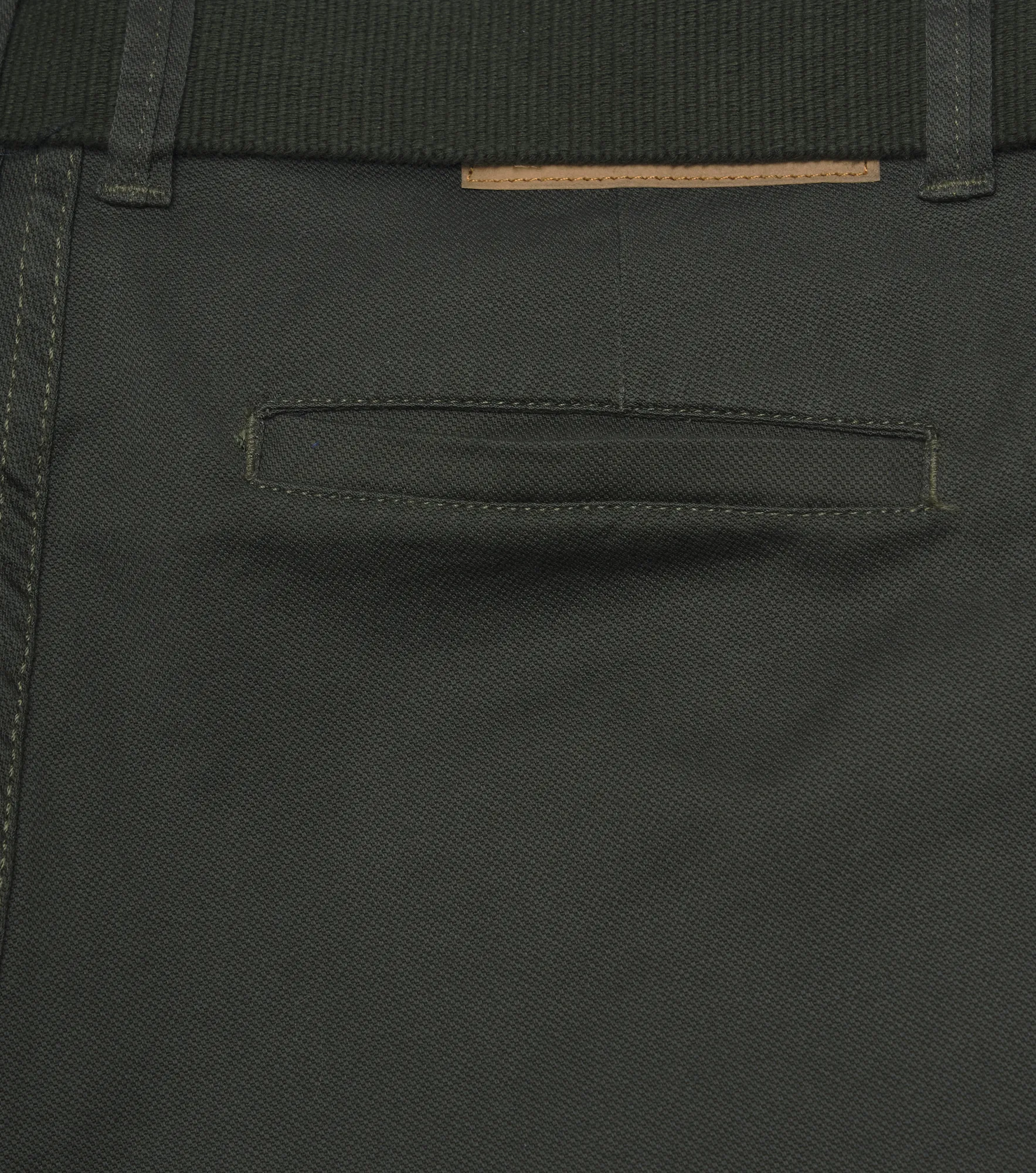 Alejo Bermuda En Dril Con Textura Unicolor Unser 836133 VD