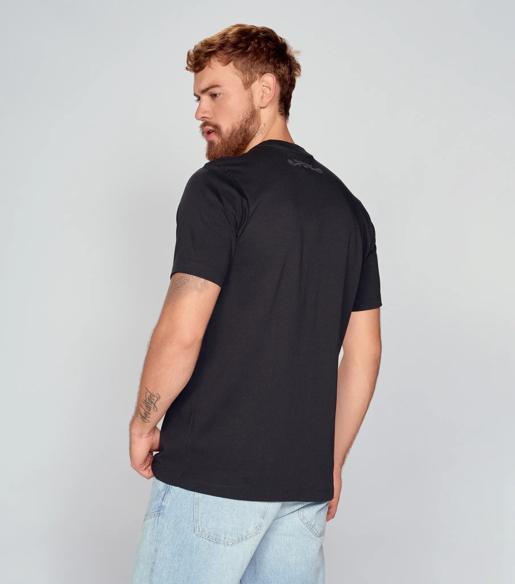 Camiseta Artdist Longhorn 129618 NG