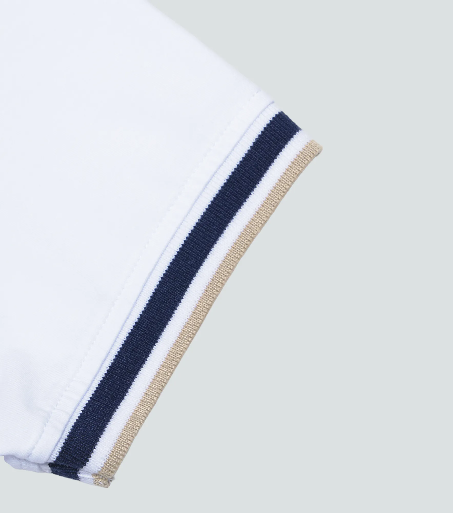 Mary Blusa Polo Con Cortes Cuello Y Punos Tejidos Unser 832675 BL