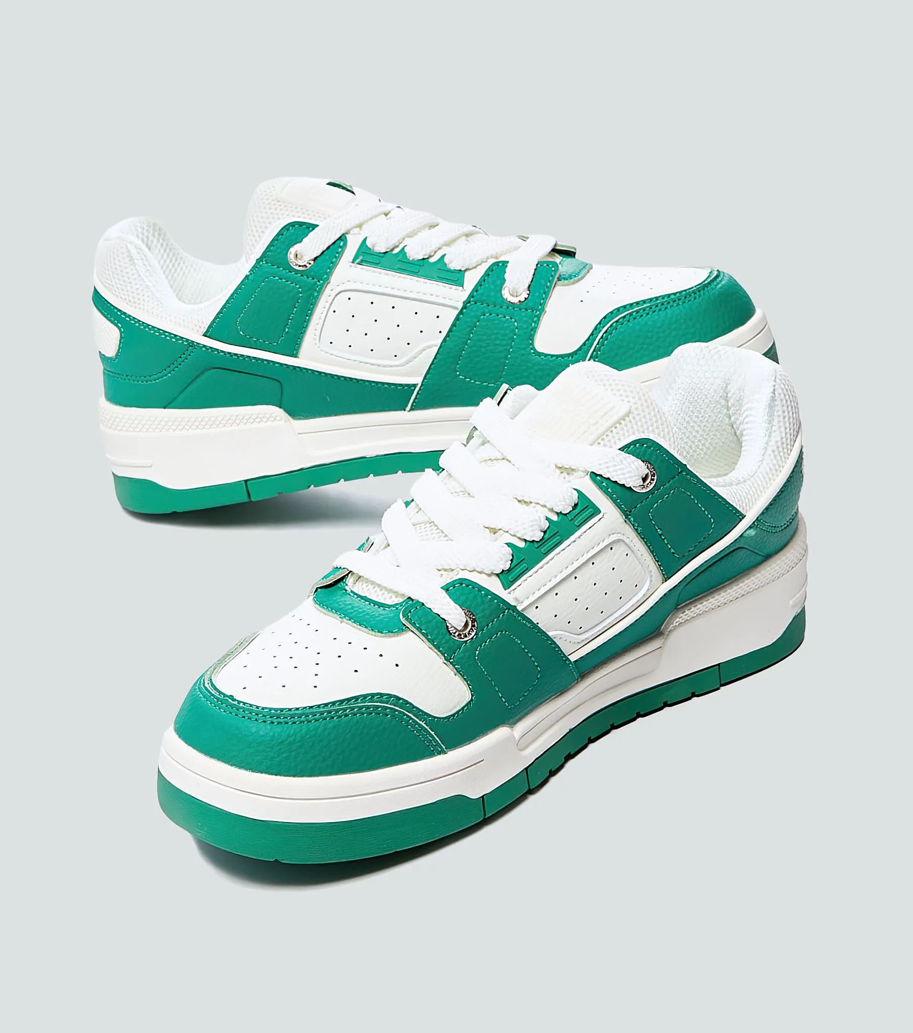 Tenis Con Cordon Ajustable En Material TyperVD