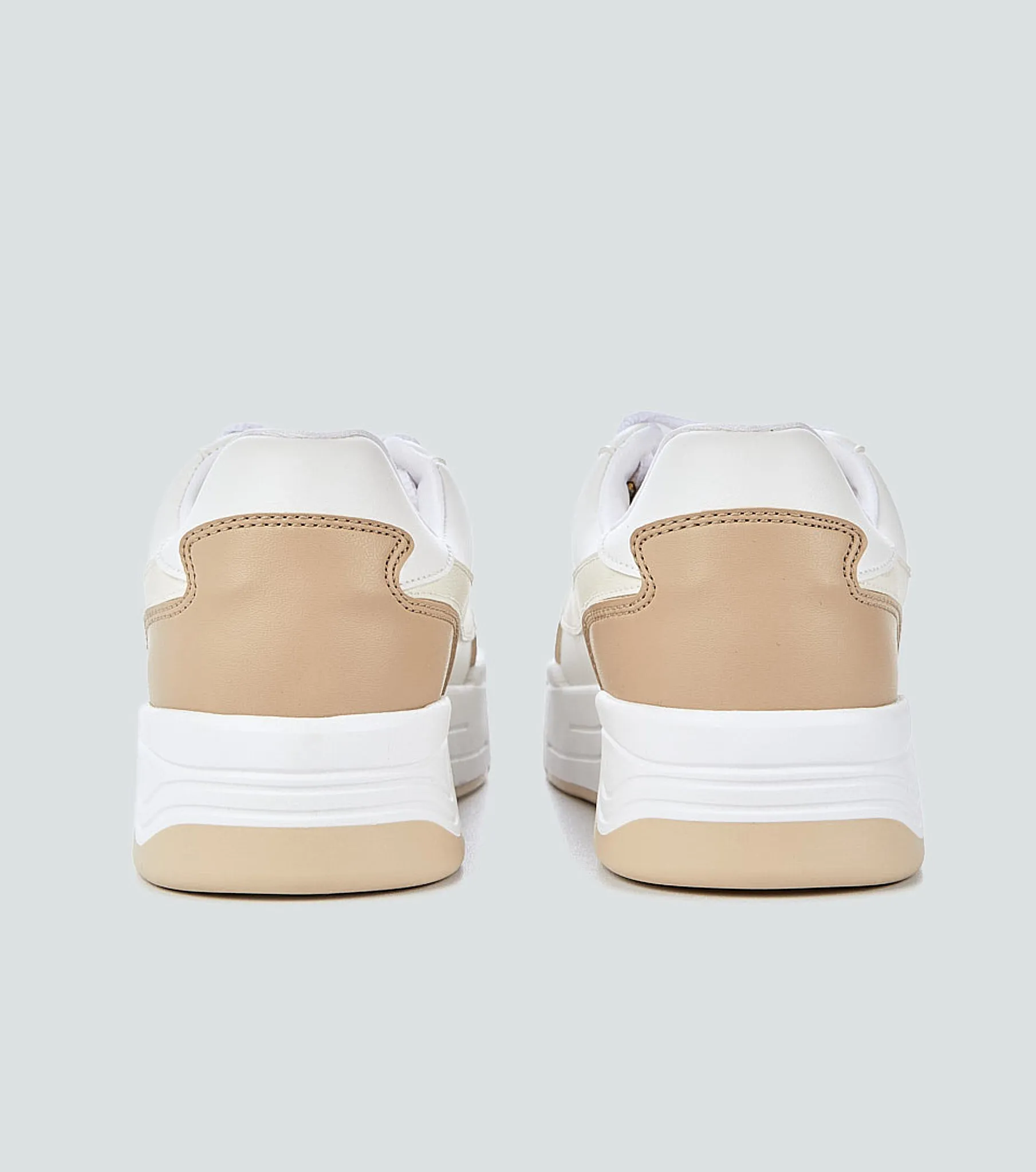 Tenis Para Mujer En Material Suela Alta Derek 834985 BL