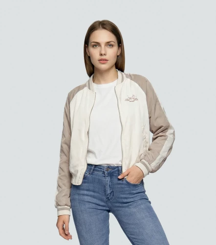 Alana Chaqueta Manga Larga Con Corte En Manga Y Bordado UnserAR