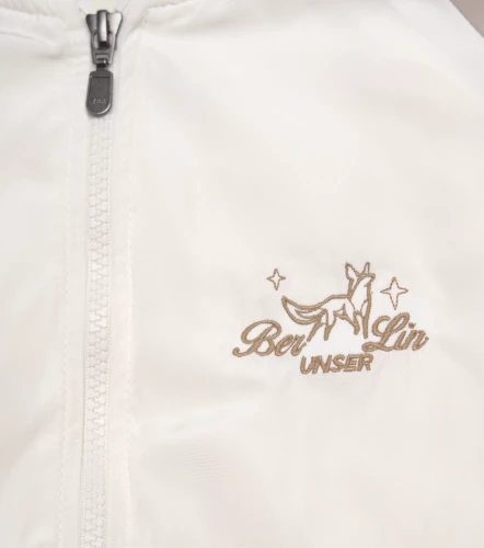 Alana Chaqueta Manga Larga Con Corte En Manga Y Bordado UnserAR