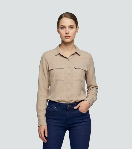 Lesly Blusa Camisera Unicolor Manga Larga Con Bolsillos En DelanteroKQ