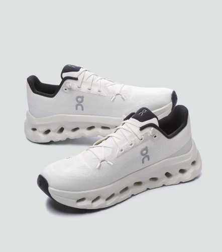 Tenis On Runnning CloudtiltCR