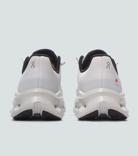 Tenis On Runnning CloudtiltCR