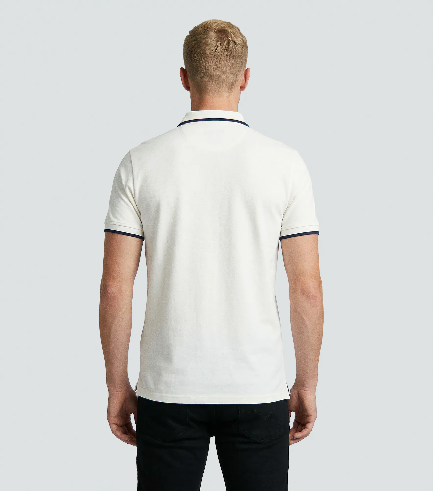 Slim Julian Polo Unicolor Con Bordado Unser 819686 AR