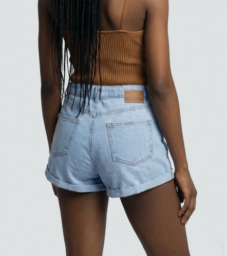 Ary Short Con Bota Doblada TyperAZ