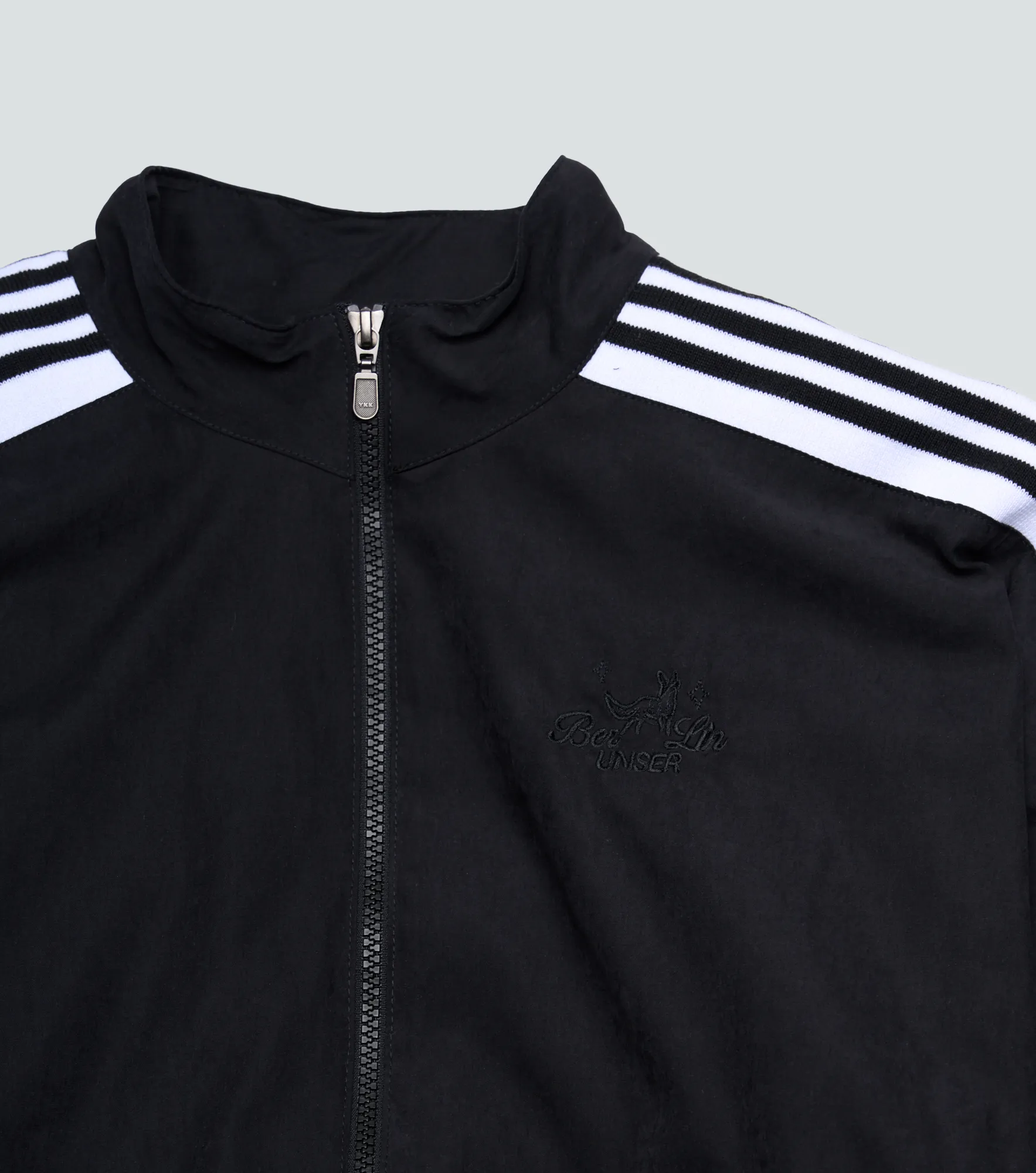 Larissa Chaqueta Unicolor Con Bordado Y Tejido Unser 837051 NG