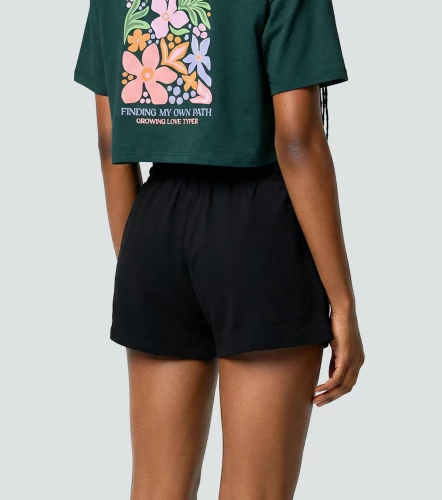 Caro Short Relaxed Con Sesgos En Contraste TyperNG