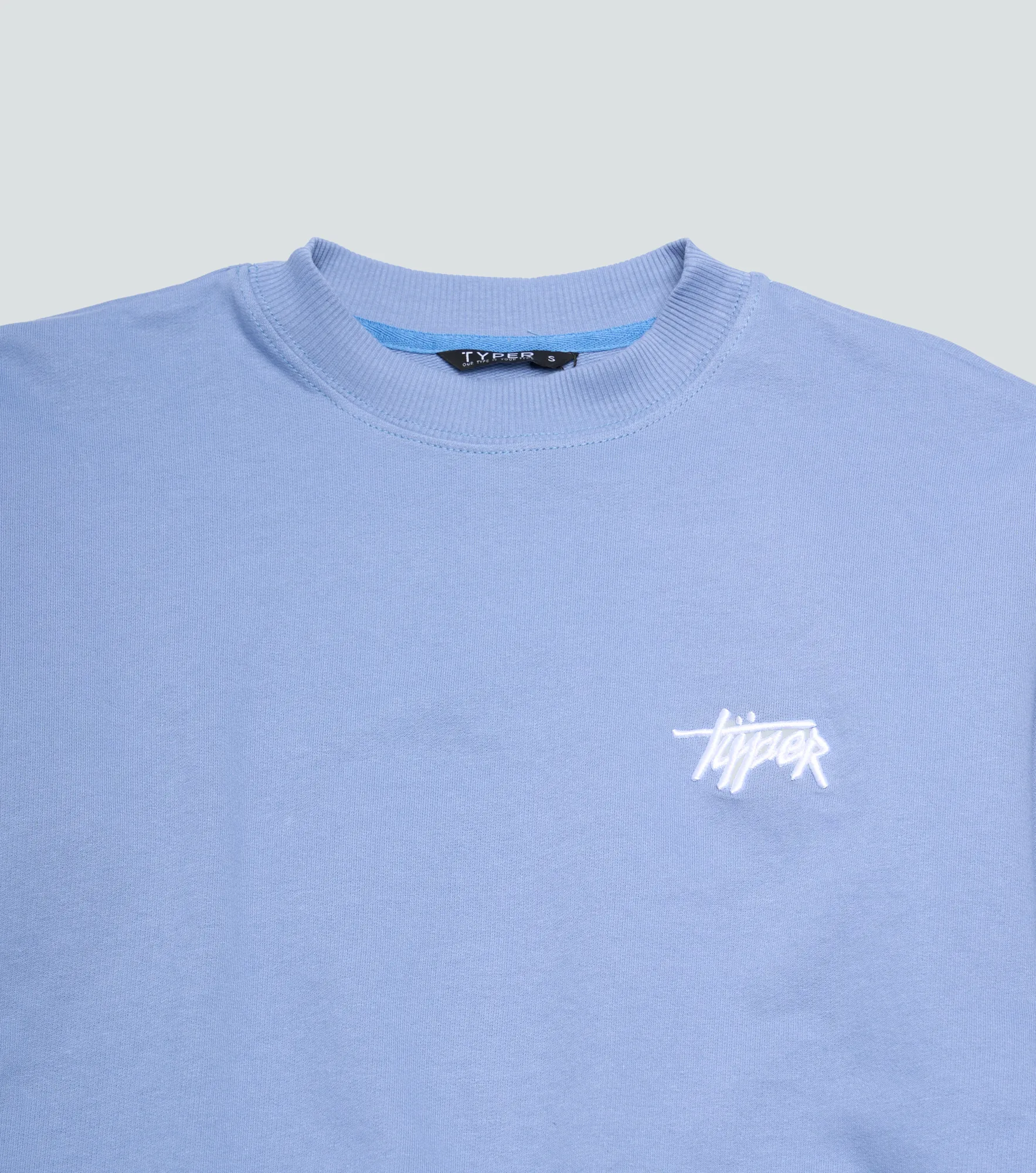 Storm Set Buzo Y Short Relaxed Bordado Typer 836671 AZ