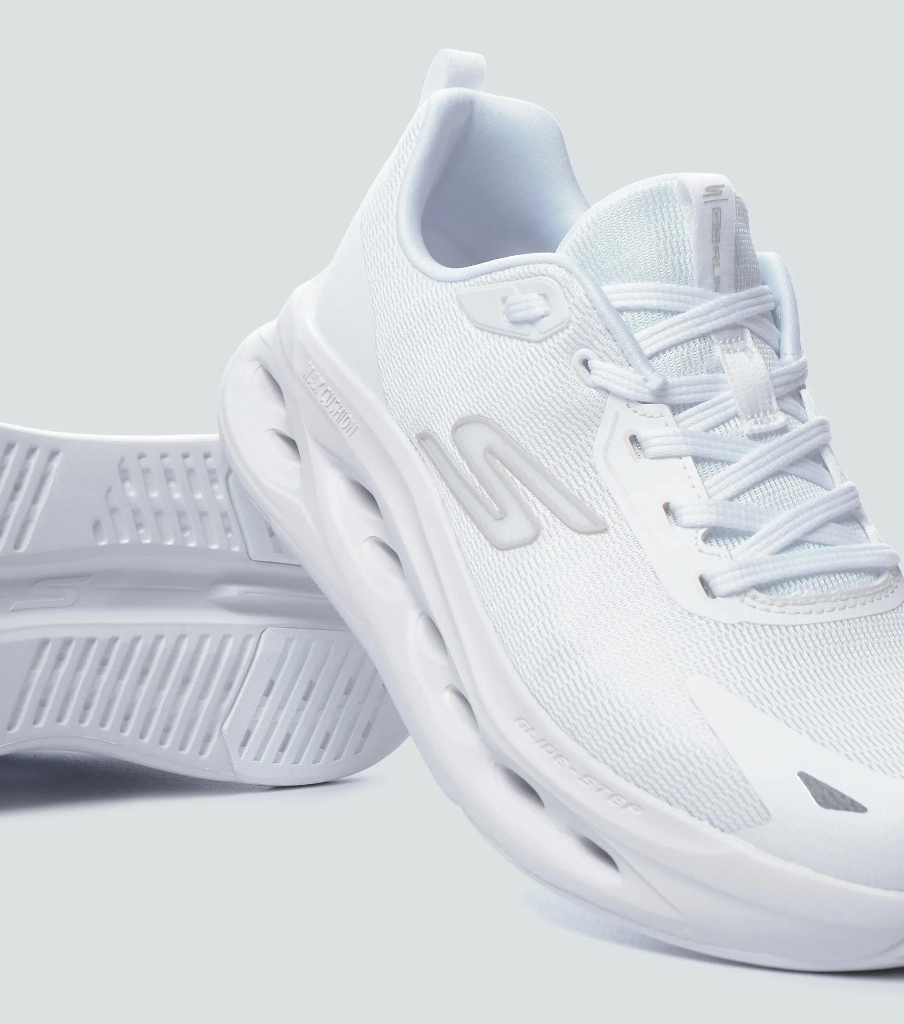 Tenis Skechers Max Cushioning Glide Step 133331 BL