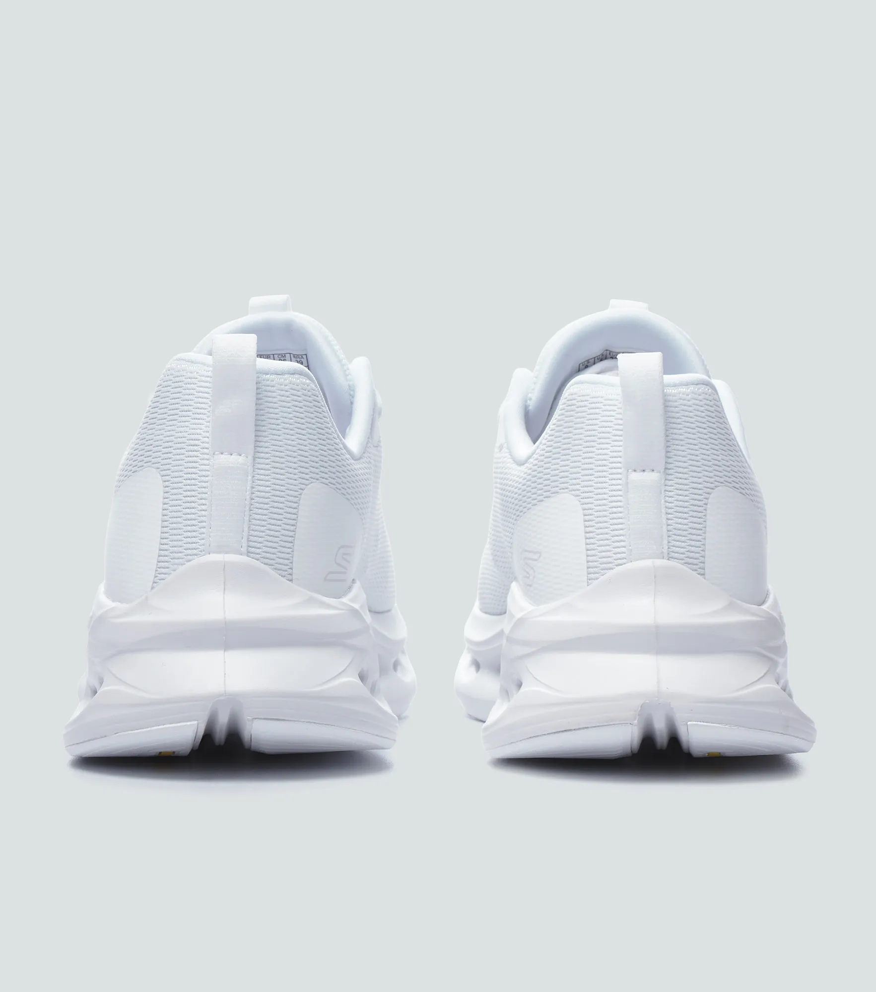 Tenis Skechers Max Cushioning Glide Step 133331 BL