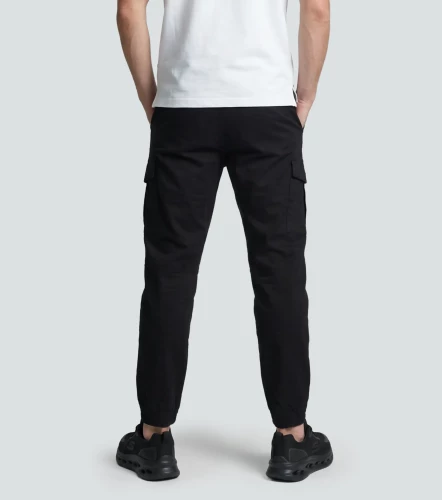 Miguel Jogger Unicolor Con Detalles UnserNG