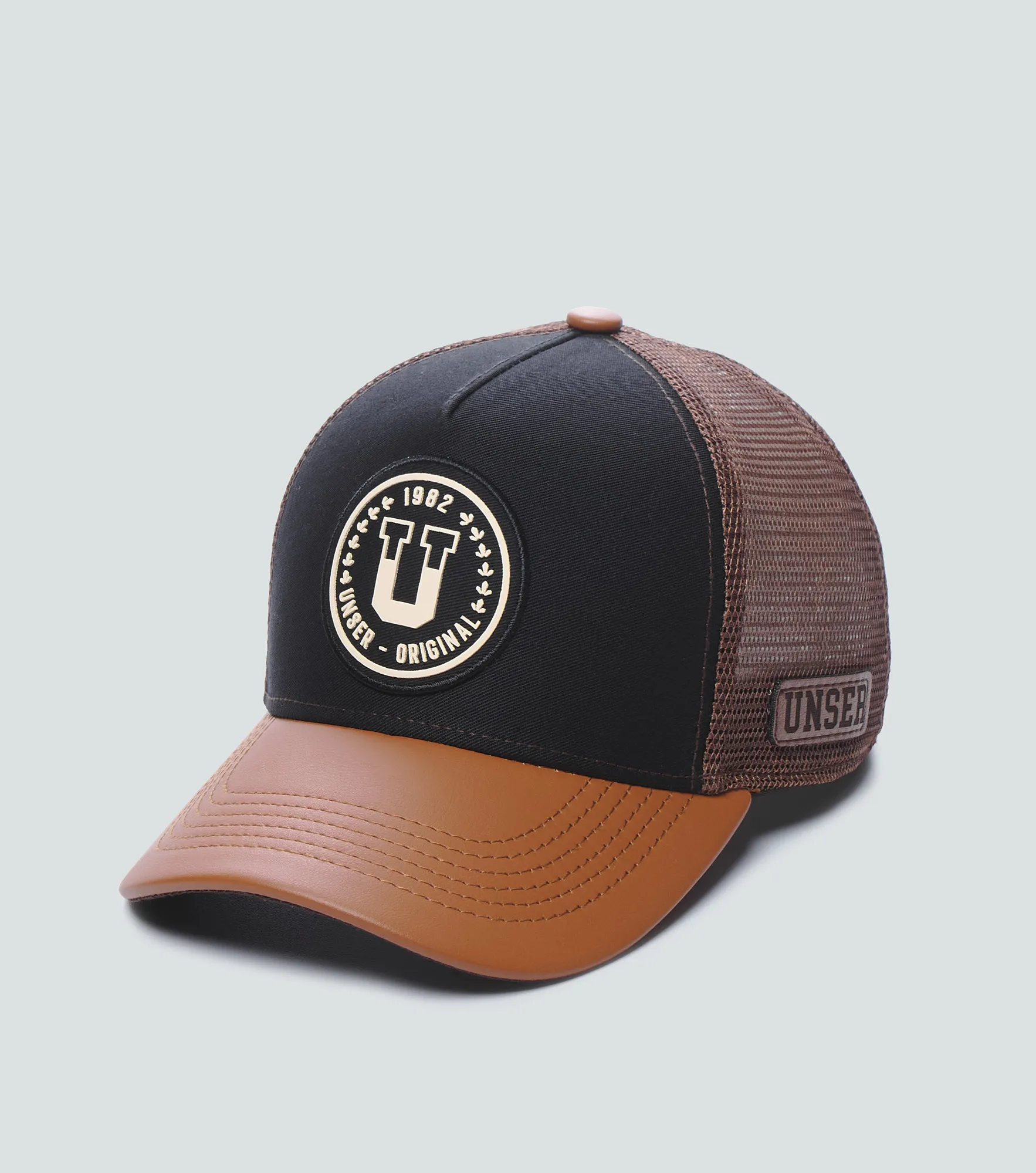 Mark Gorra Con Visera En Cuero Y Bordado UnserNG