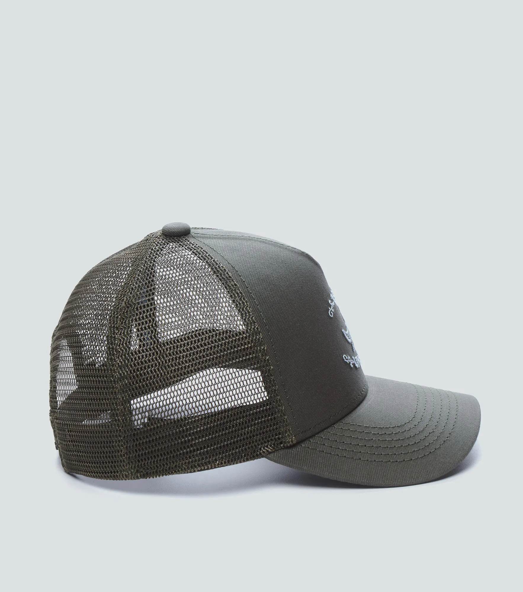 Maik Gorra Con Bordado En Contraste Unser 837100 VD