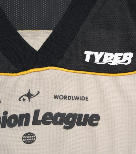 Crecia Blusa Tipo Buzo Slim TyperNG