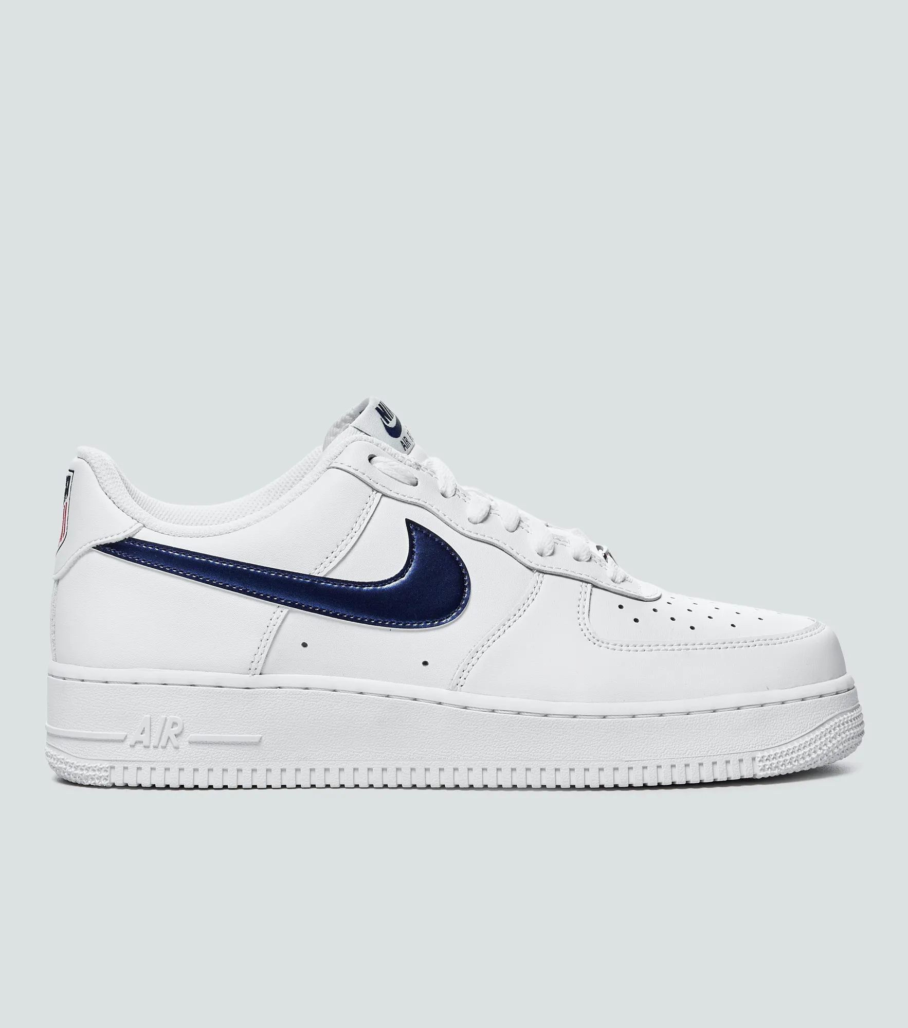 Tenis Nike Air Force 1 07 Lv8 UsaBL