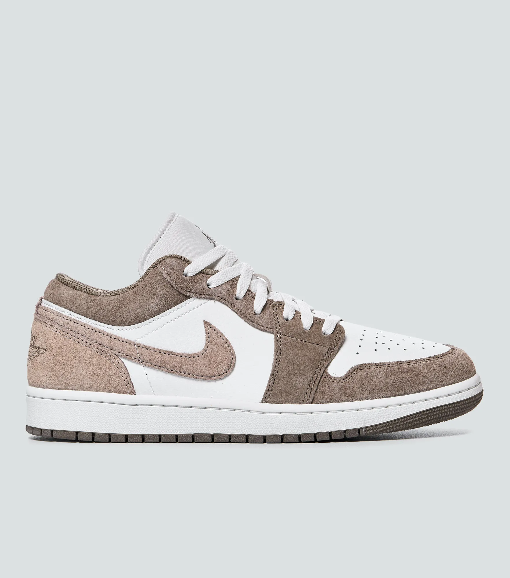 Tenis Nike Air Jordan 1 LowGR