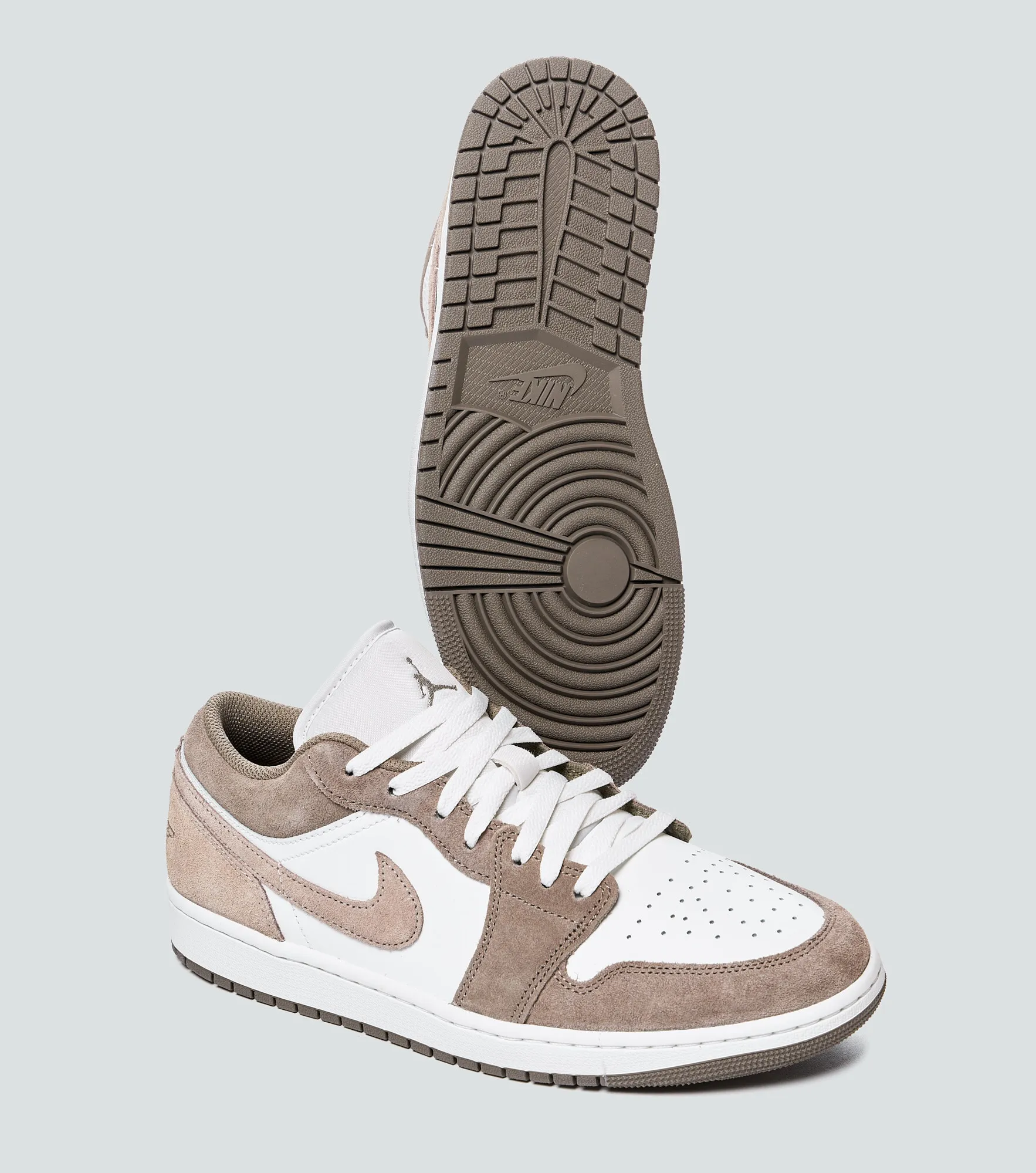 Tenis Nike Air Jordan 1 Low 133560 GR