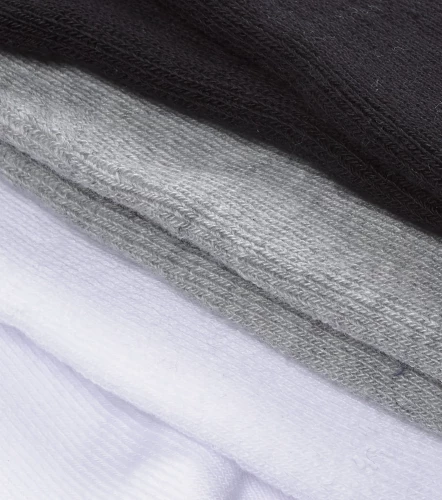 Media Para Hombre Tripack Tobillera Unicolor UnserCU