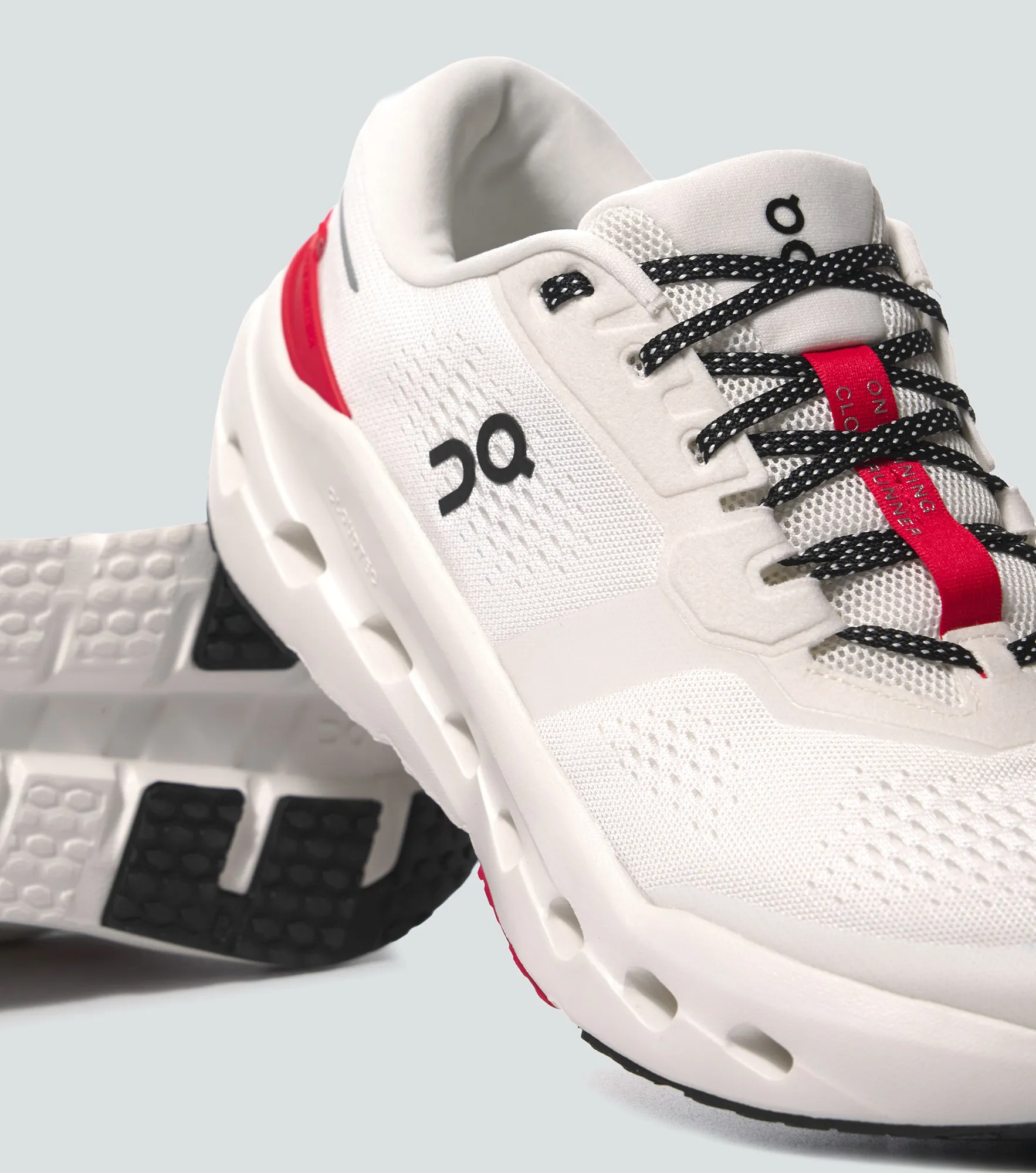 Tenis On Running Cloudrunner 3 133649 BL