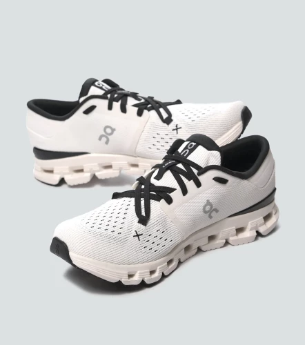 Tenis On Running Cloud X4BL