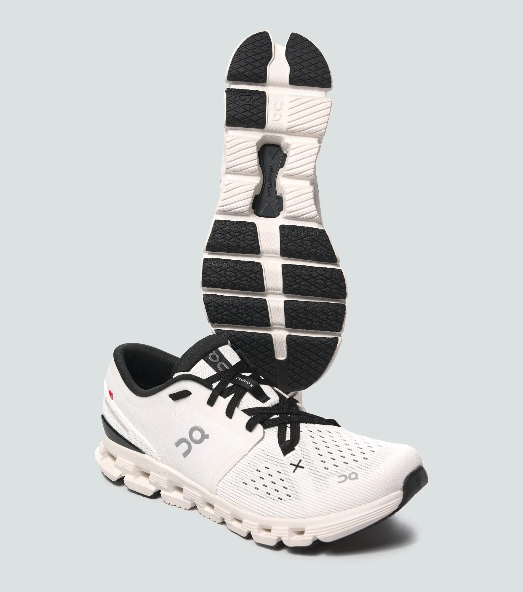 Tenis On Running Cloud X4 133650 BL