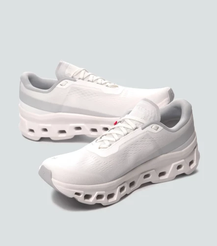 Tenis On Runningcloudmonster 1BL