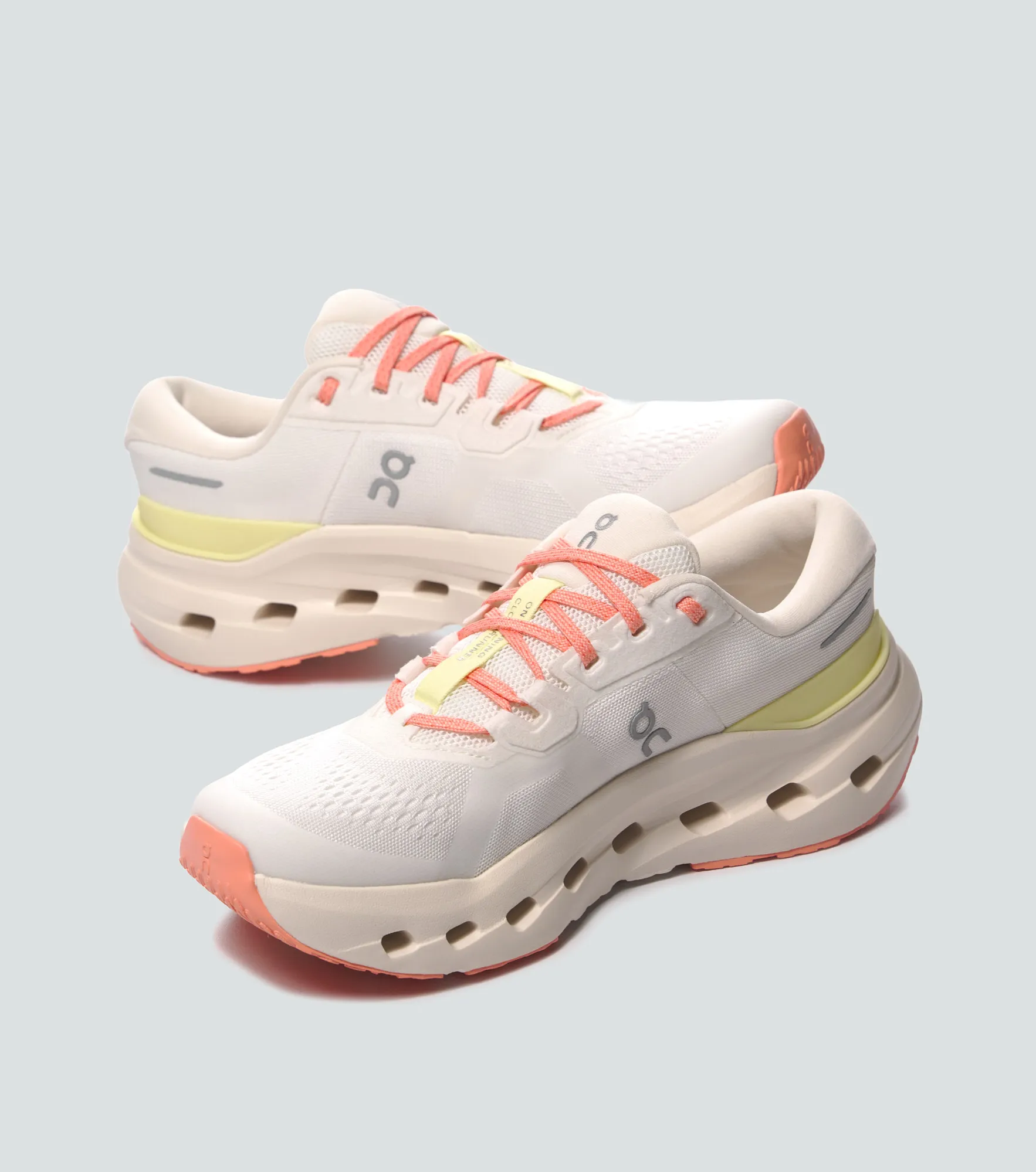 Tenis On Running Cloudrunner 3 133655 BL