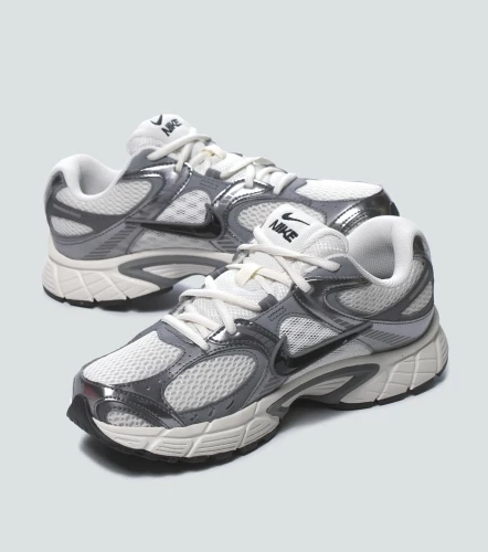 Tenis Nike V5 RnrCR
