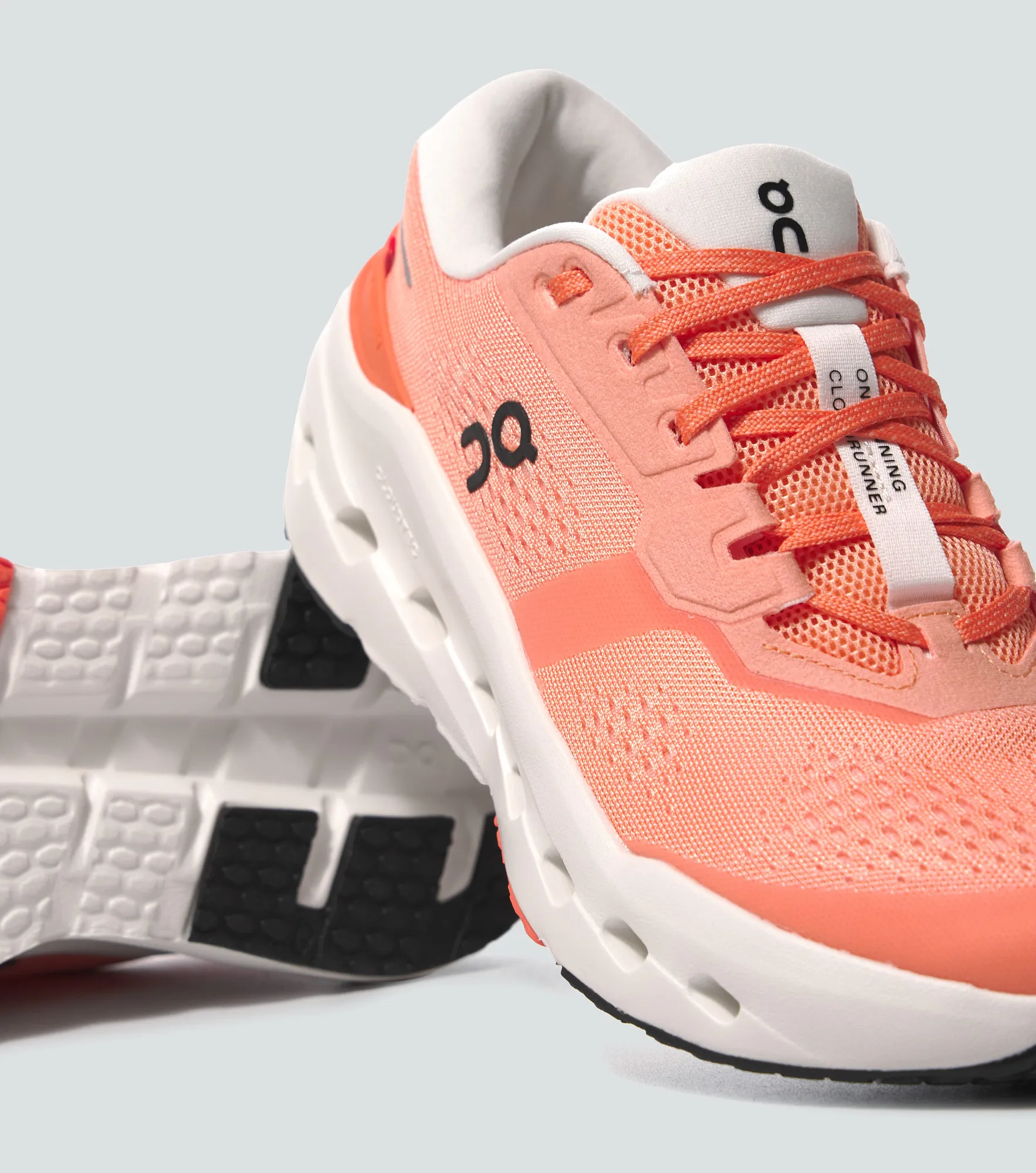 Tenis On Running Cloudrunner 3 133656 CB