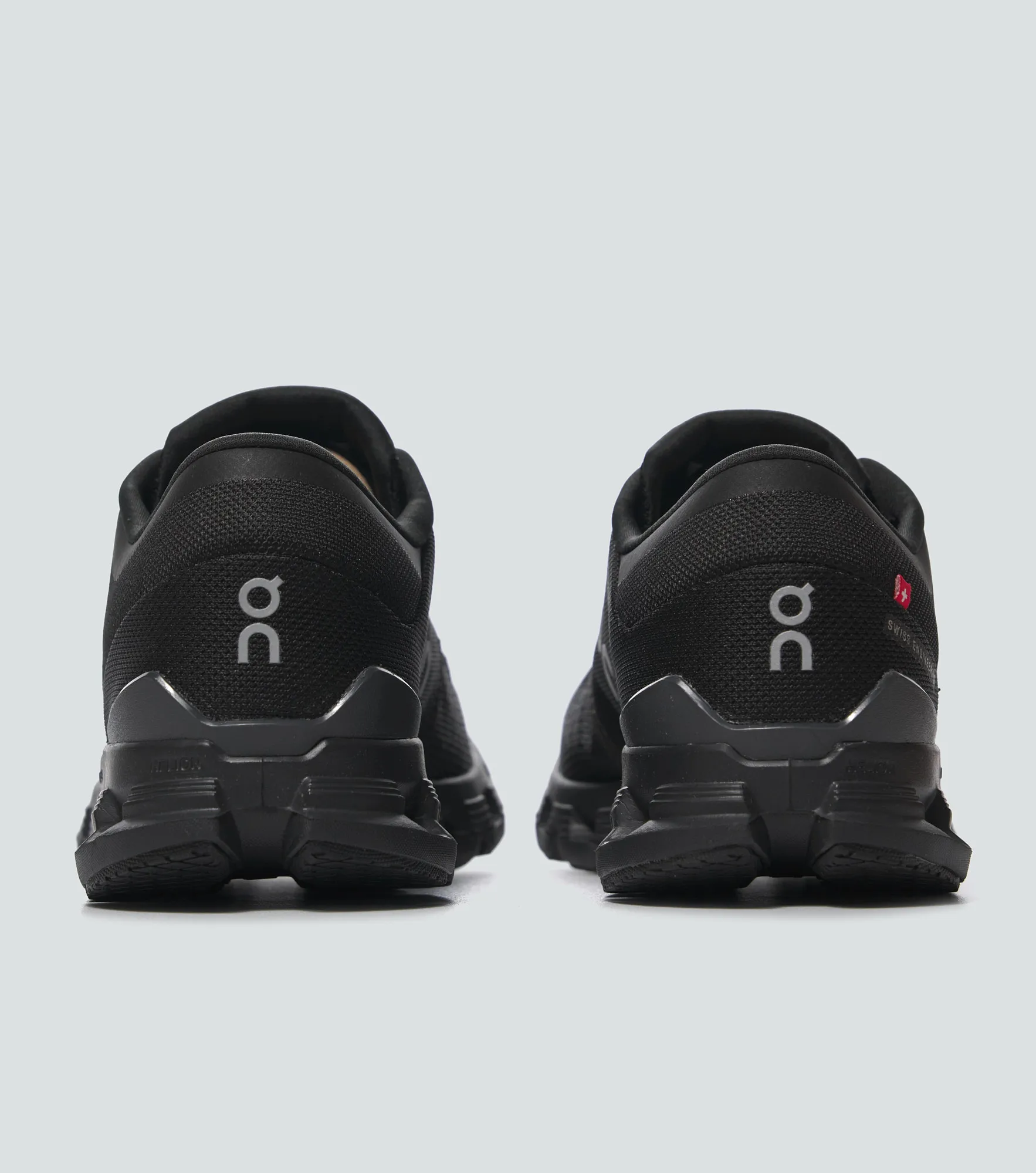 Tenis On Running Cloud X4 Eclipse 133642 NG