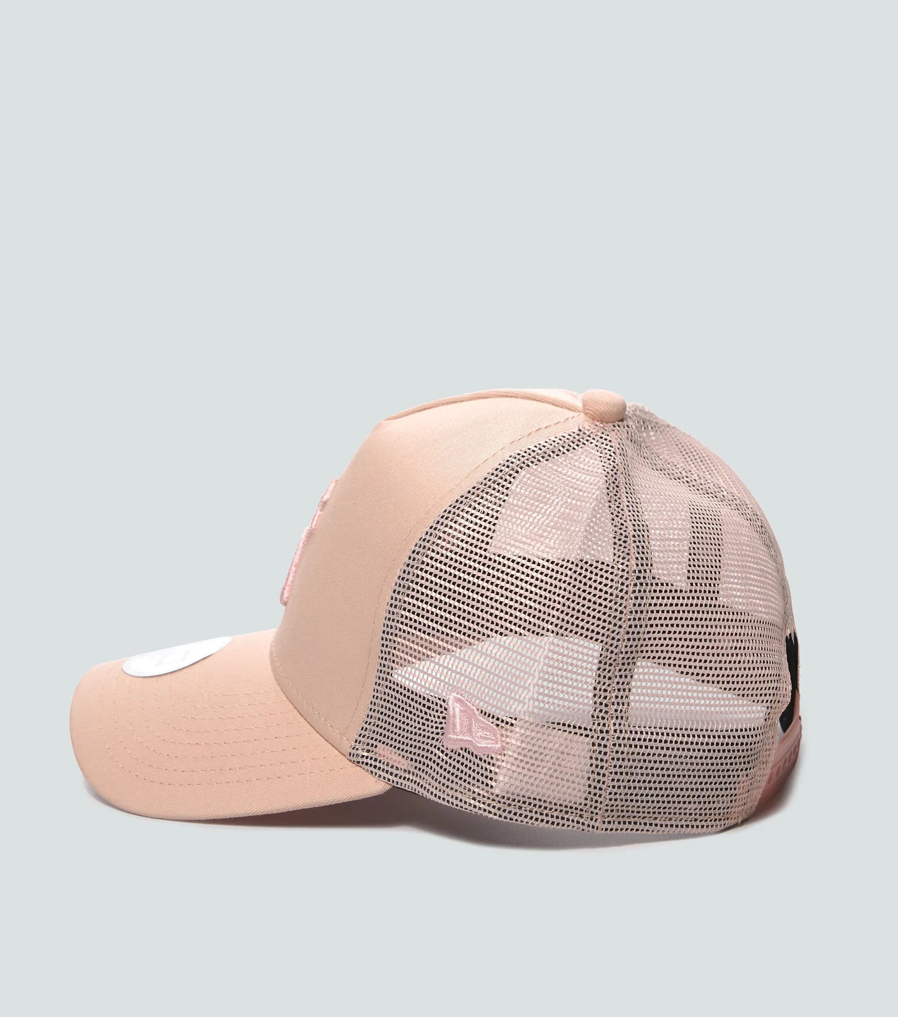Gorra New Era 940 Wmns League Ess Truker Neyyan 133702 RS