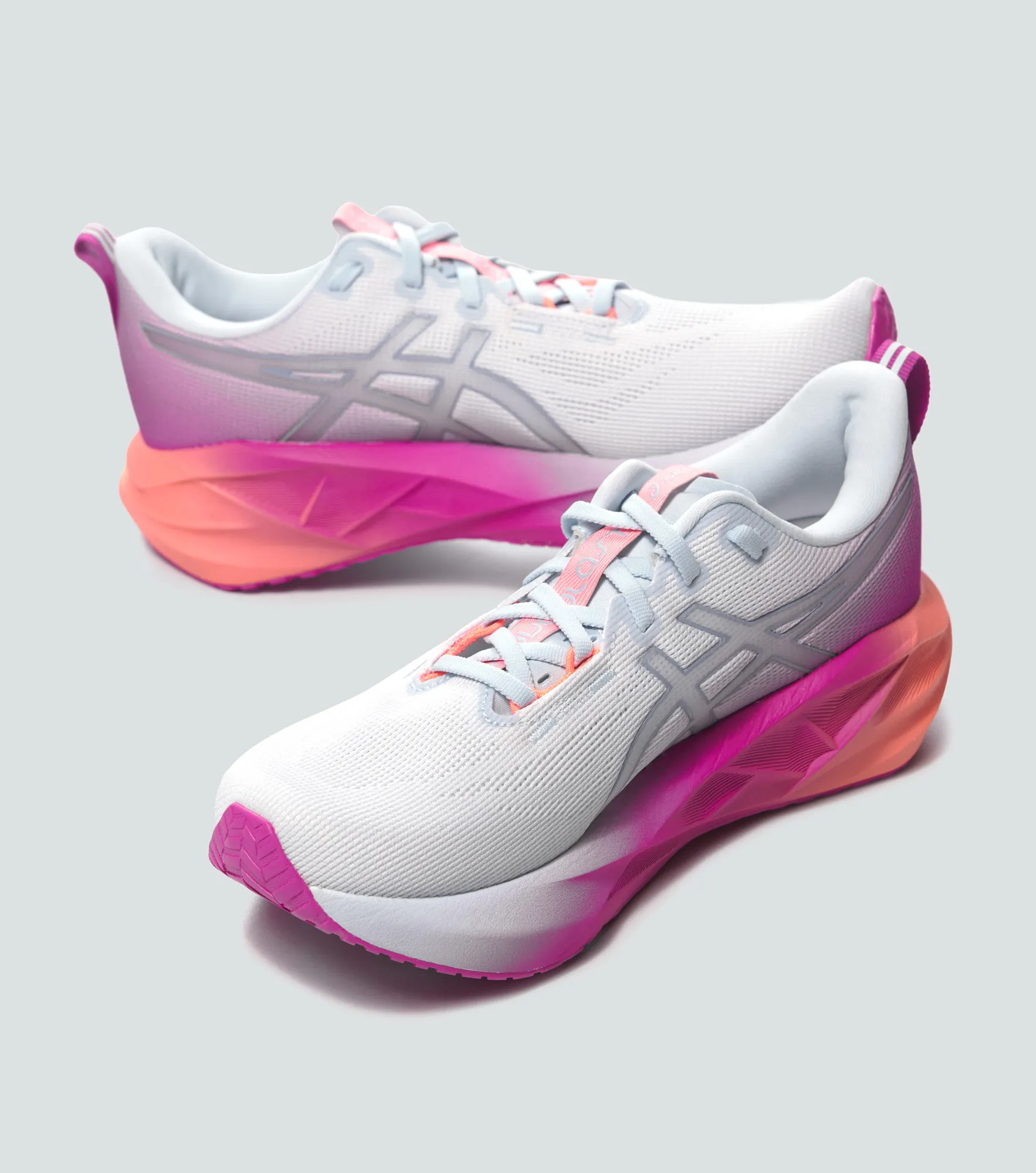 Tenis Asics Novablast 5 133712 BL
