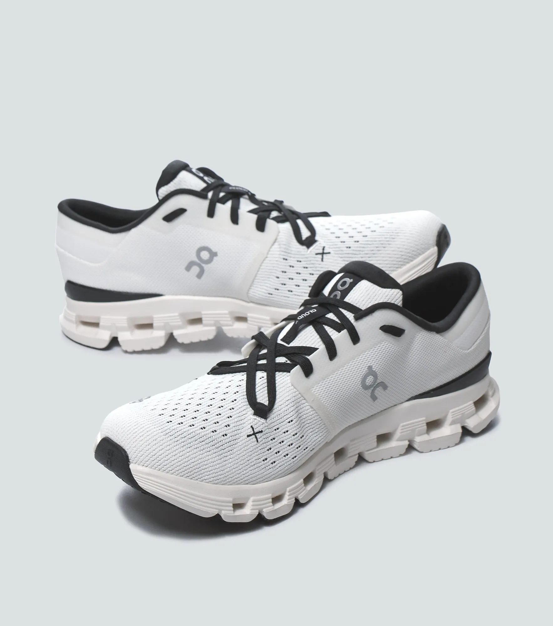 Tenis On Running Cloud X 4 133866 CR