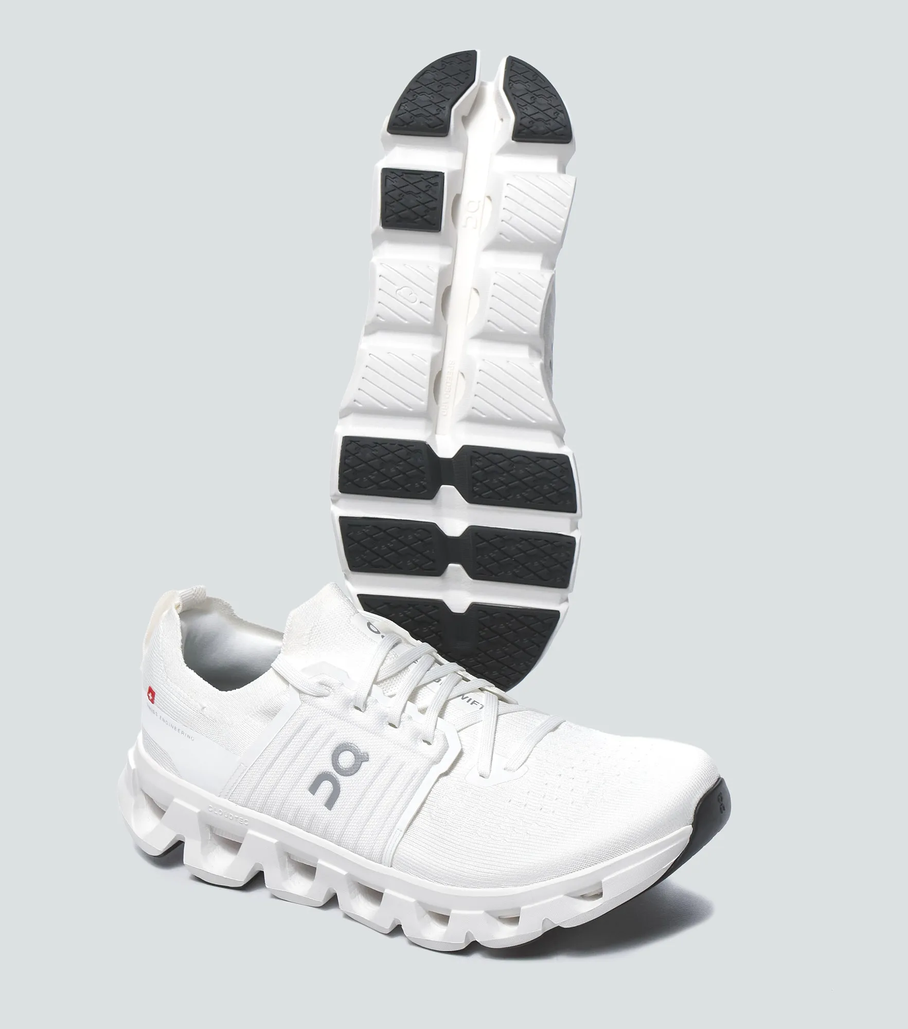 Tenis On Running Cloudswift 4 133870 BL