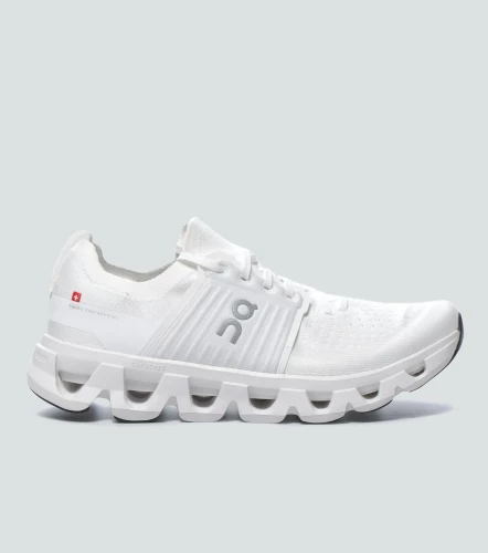 Tenis On Running Cloudswift 4BL