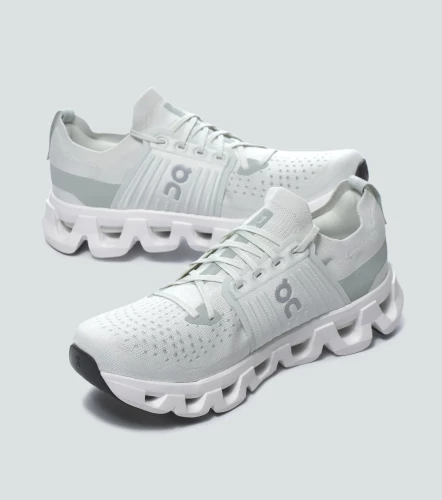 Tenis On Running Cloudswift 4BL