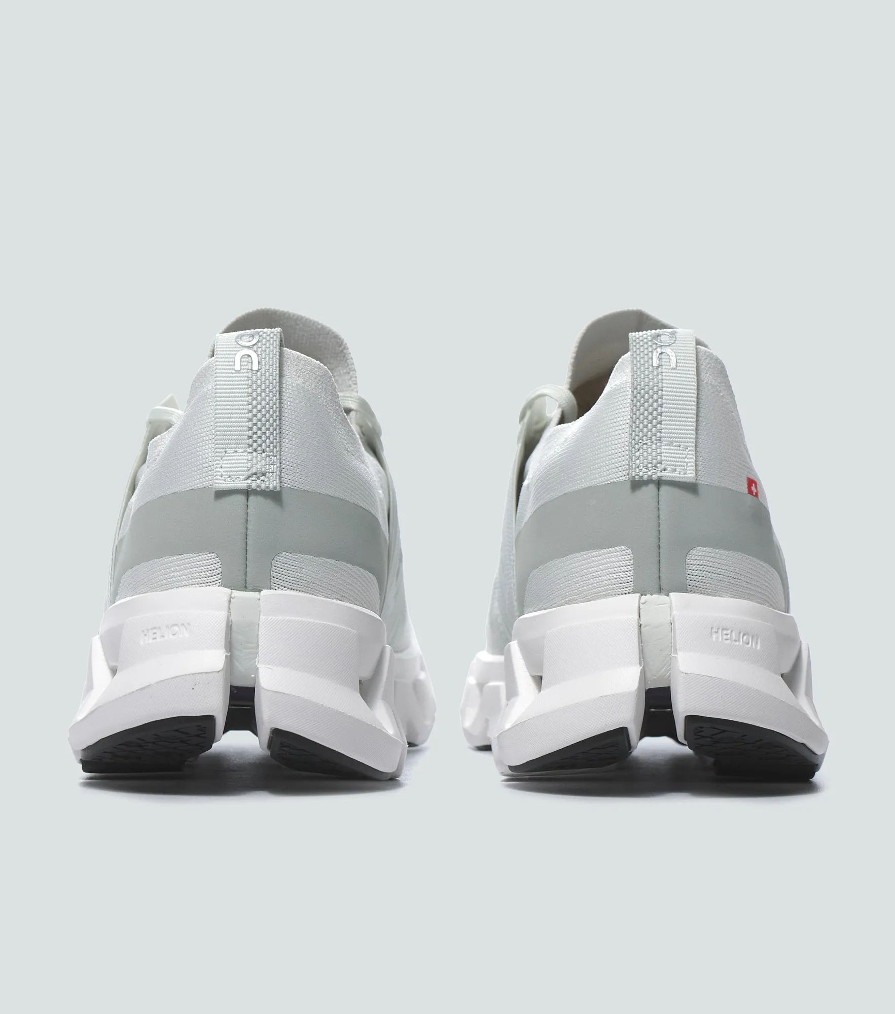 Tenis On Running Cloudswift 4 133871 BL